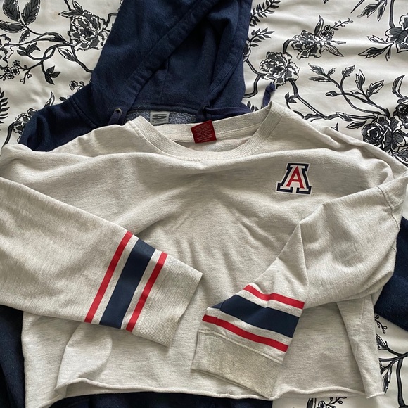 Az sweater bundle - Picture 4 of 7